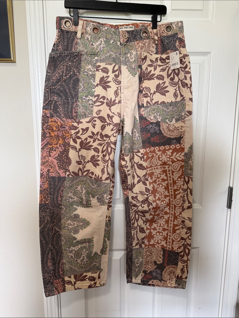 Free People We the Free Moxie Low Slung Pull on Barrel Brown Motif Sz 30 NWT
